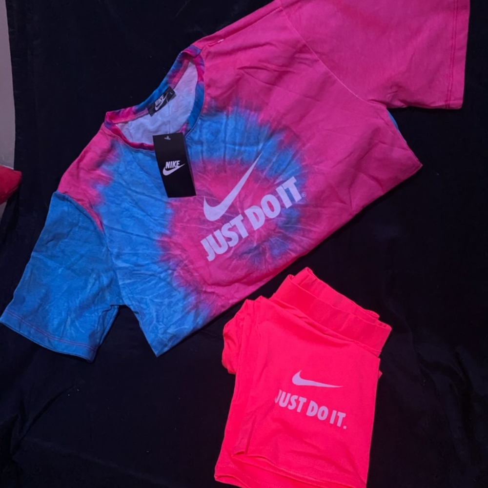 Women's Nike short set